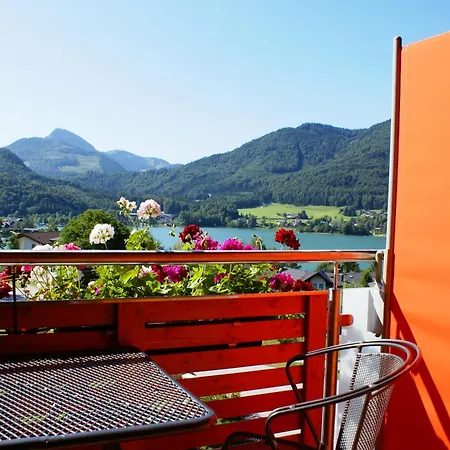 Guest house Haus Bergblick Fuschl am See