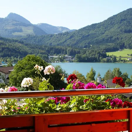 Haus Bergblick Guest house 3*