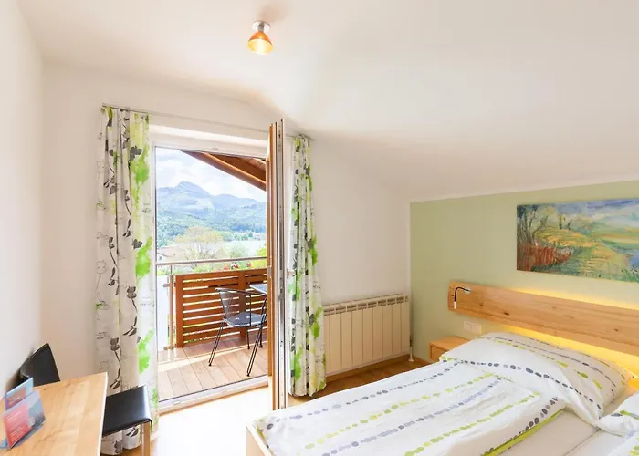 ゲストハウス Haus Bergblick